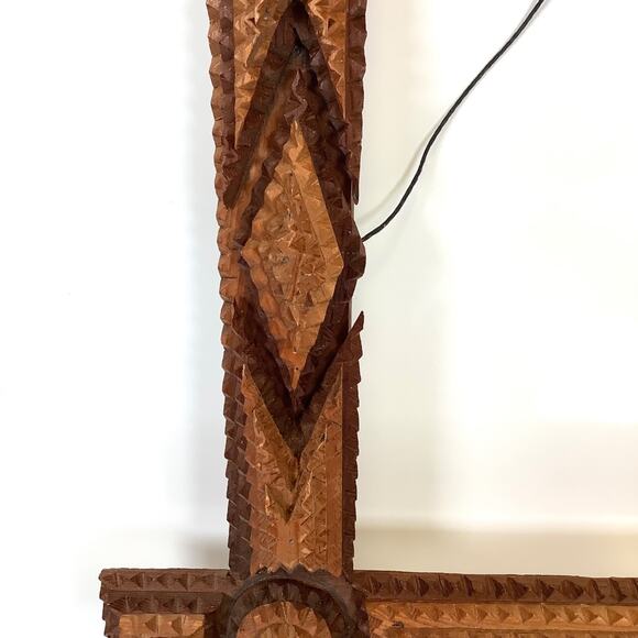 Antique Tramp Art Folk Wood Frame 7.5”x9.75” Opening Primitive Hand Carved Vtg - Picture 10 of 16